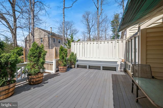 6 BENTRIDGE CT, Potomac, MD 20854