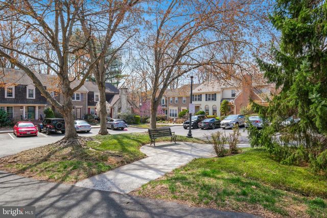 6 BENTRIDGE CT, Potomac, MD 20854