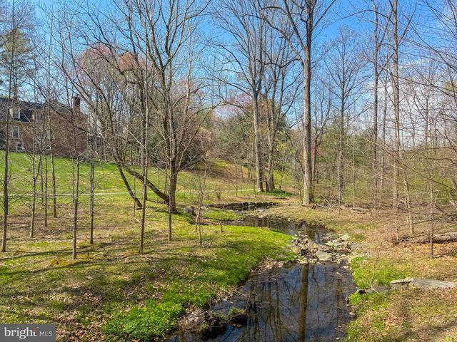 6 BENTRIDGE CT, Potomac, MD 20854