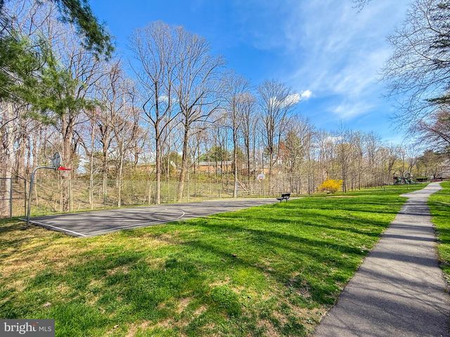 6 BENTRIDGE CT, Potomac, MD 20854