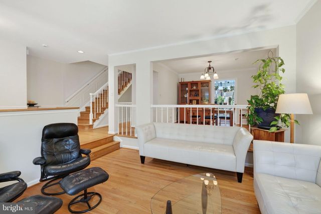 6 BENTRIDGE CT, Potomac, MD 20854