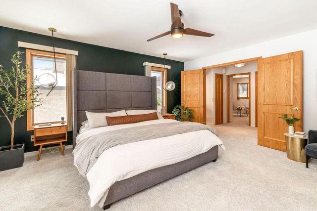 2620 W Garden Park DRIVE, Glendale, WI 53209