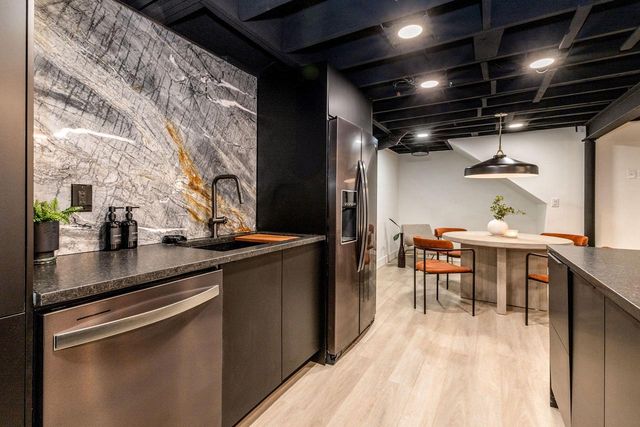 2620 W Garden Park DRIVE, Glendale, WI 53209