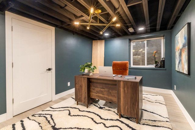 2620 W Garden Park DRIVE, Glendale, WI 53209