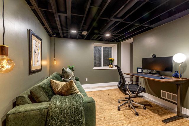 2620 W Garden Park DRIVE, Glendale, WI 53209