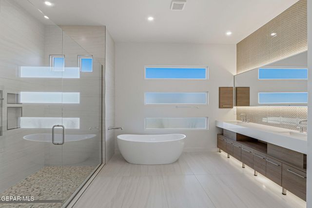 1853 POMMEL Place, El Paso, TX 79911