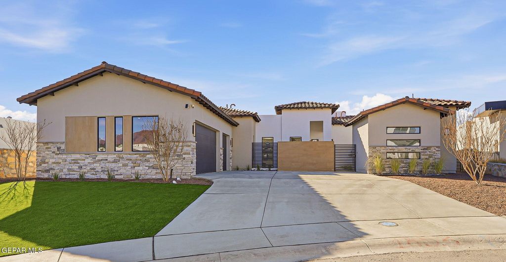 1853 POMMEL Place, El Paso, TX 79911
