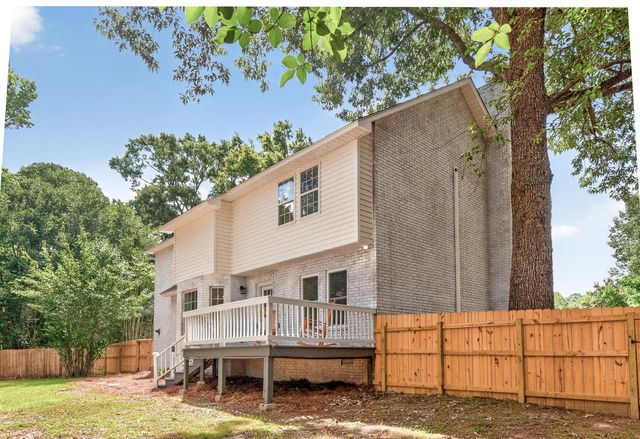 1017 Crooked Stick Court, Summerville, SC 29483