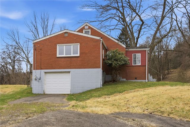 105 Pine St, Trafford, PA 15085