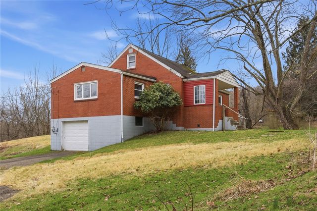 105 Pine St, Trafford, PA 15085