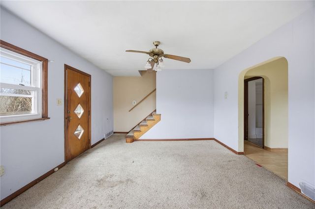 105 Pine St, Trafford, PA 15085