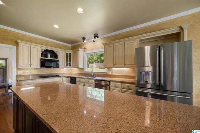 1724 INDIAN CREEK DRIVE, Vestavia Hills, AL 35243