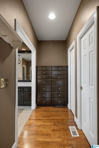 1724 INDIAN CREEK DRIVE, Vestavia Hills, AL 35243