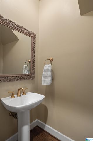 1724 INDIAN CREEK DRIVE, Vestavia Hills, AL 35243