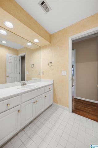 1724 INDIAN CREEK DRIVE, Vestavia Hills, AL 35243