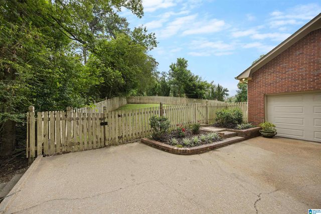 1724 INDIAN CREEK DRIVE, Vestavia Hills, AL 35243