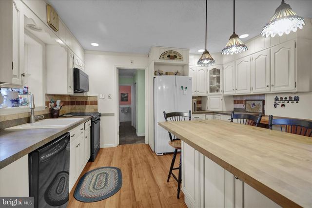 14 TEWKESBURY, Reading, PA 19610