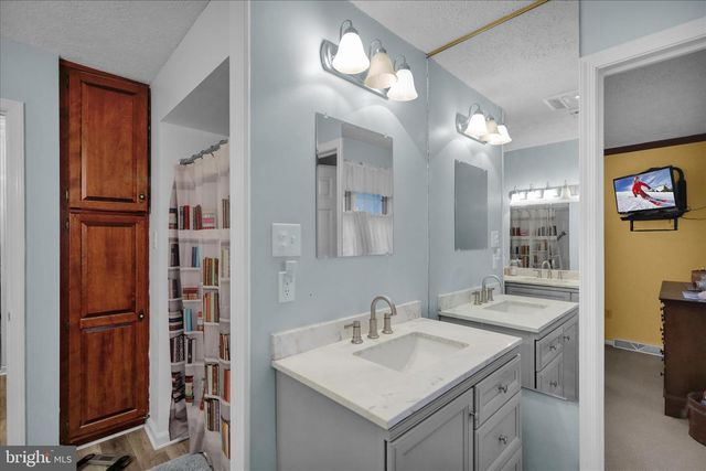 14 TEWKESBURY, Reading, PA 19610