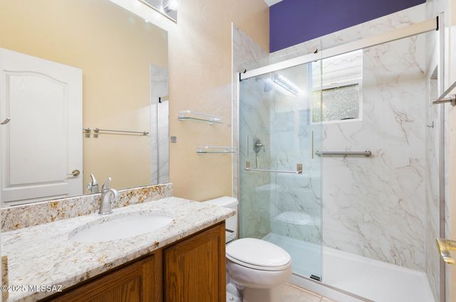 336 W Sunrise Vista Drive, Green Valley, AZ 85614