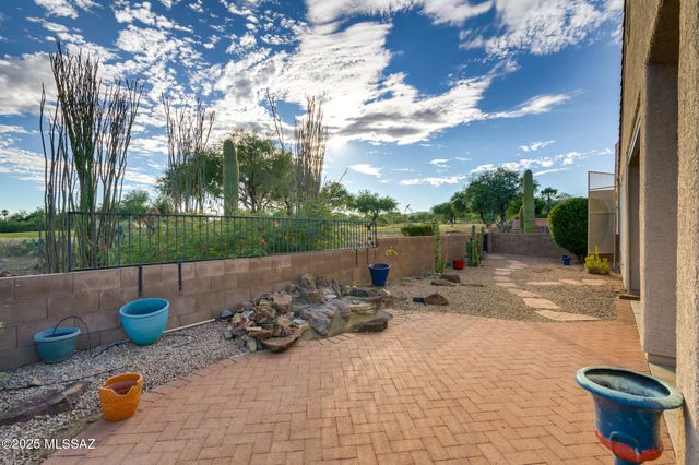 336 W Sunrise Vista Drive, Green Valley, AZ 85614