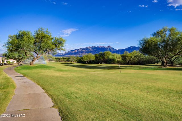 336 W Sunrise Vista Drive, Green Valley, AZ 85614