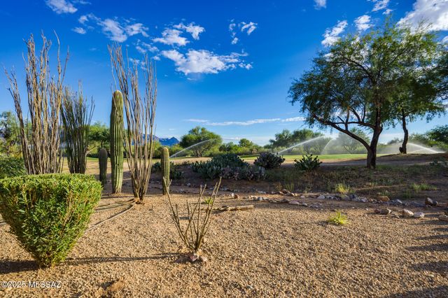 336 W Sunrise Vista Drive, Green Valley, AZ 85614