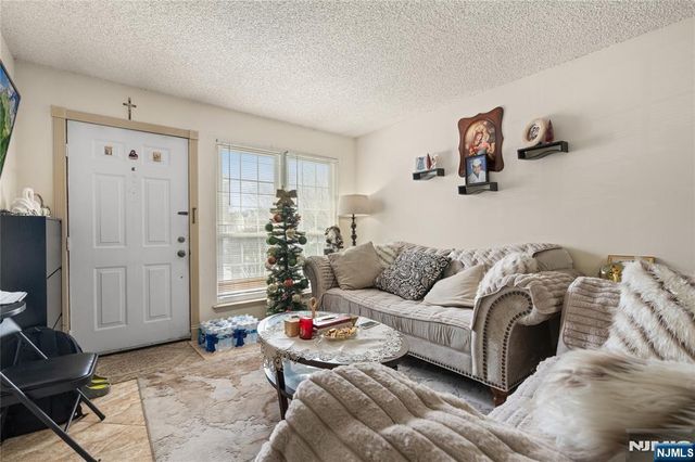 1338 Lavender Court, Mahwah, NJ 07430