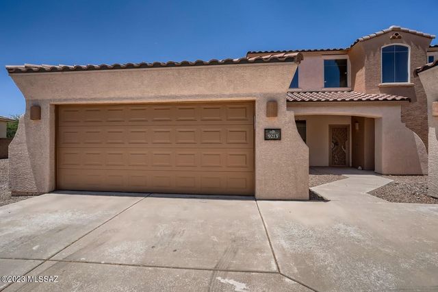 9213 N Desert Earth Place, Tucson, AZ 85743