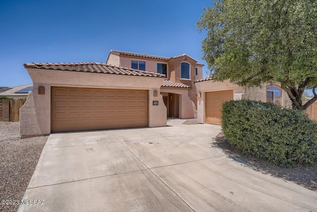 9213 N Desert Earth Place, Tucson, AZ 85743