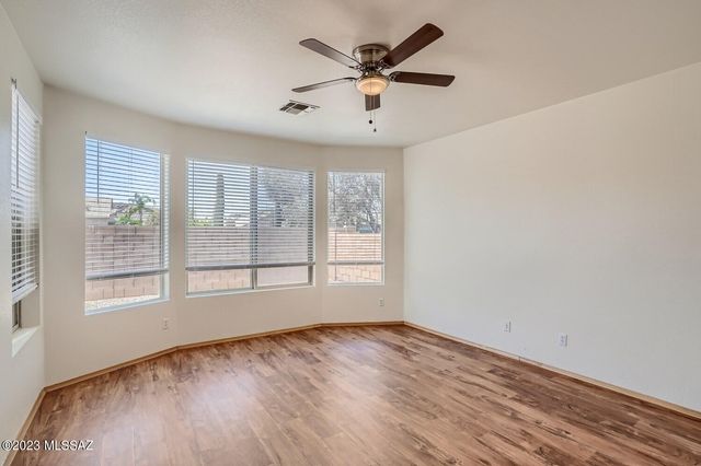 9213 N Desert Earth Place, Tucson, AZ 85743