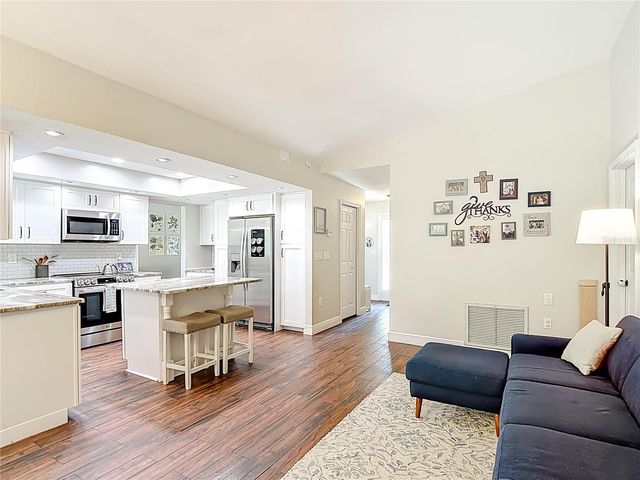 12504 TWIN BRANCH ACRES ROAD, Tampa, FL 33626