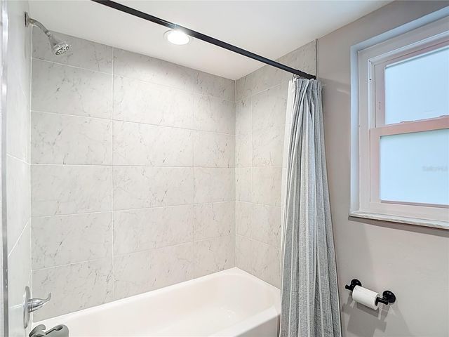 12504 TWIN BRANCH ACRES ROAD, Tampa, FL 33626