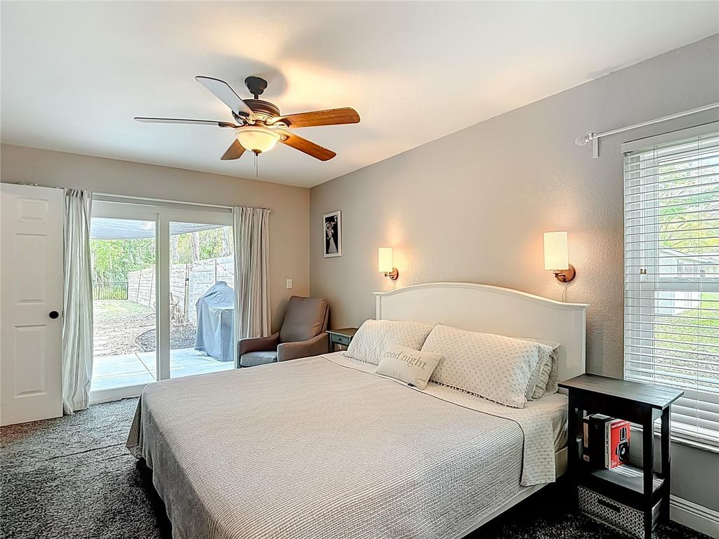 Image 31 of property listing at 12504 TWIN BRANCH ACRES ROAD, Tampa, FL 33626