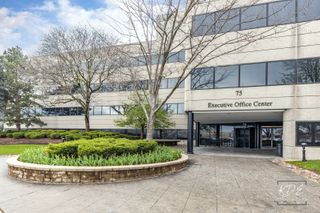 75 Executive Drive 323, Aurora, IL 60504