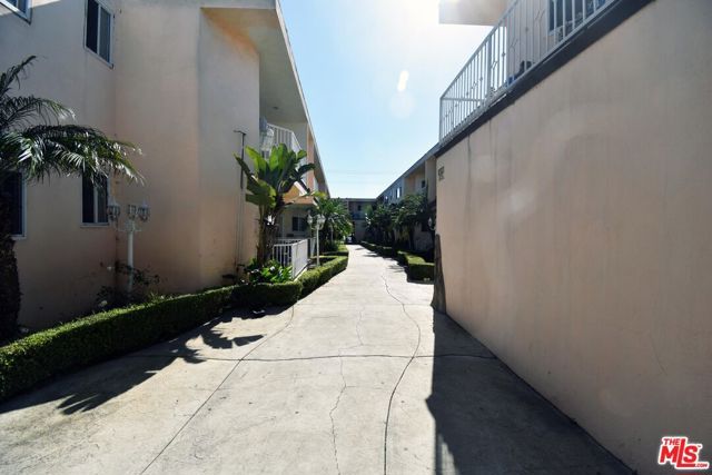 3835 W 104th Street, Inglewood, CA 90303