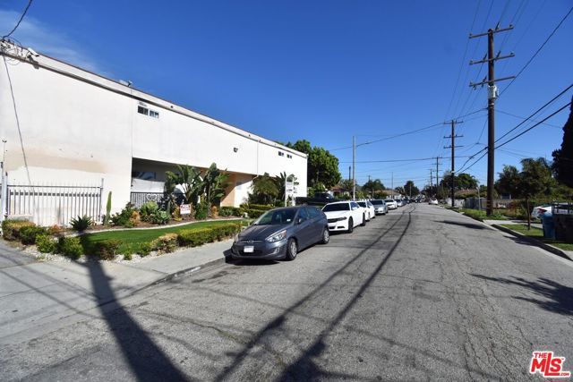 3835 W 104th Street, Inglewood, CA 90303