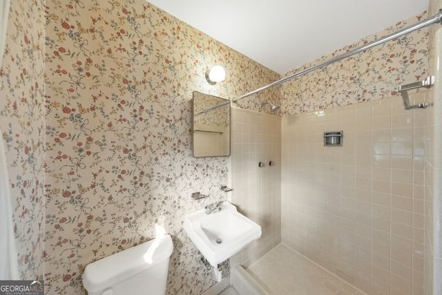 3967 Gladney Drive, Doraville, GA 30340