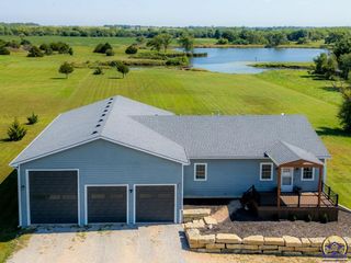 5900 SW Valencia RD, Topeka, KS 66610