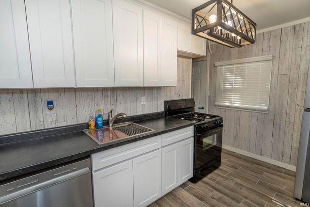 3719 Carroll Street, South Bend, IN 46614