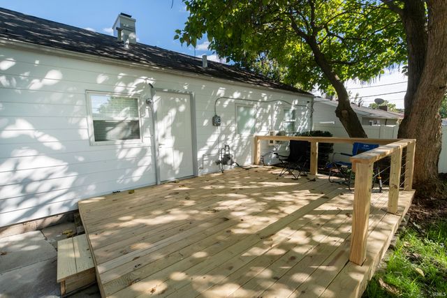 3719 Carroll Street, South Bend, IN 46614