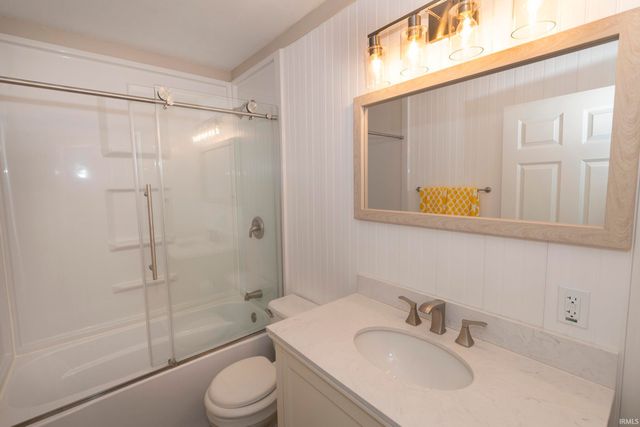 3719 Carroll Street, South Bend, IN 46614