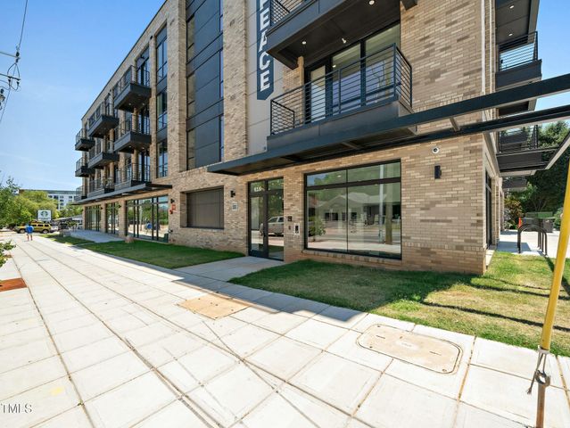615 W Peace Street 304, Raleigh, NC 27605