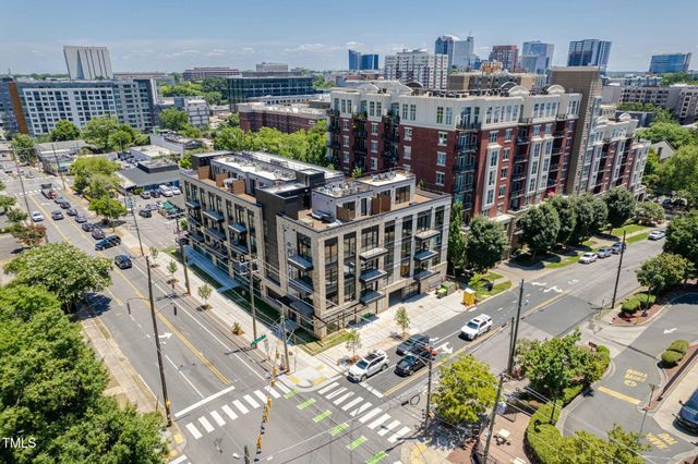 615 W Peace Street 304, Raleigh, NC 27605