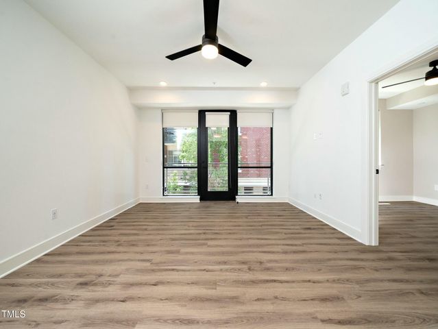 615 W Peace Street 304, Raleigh, NC 27605