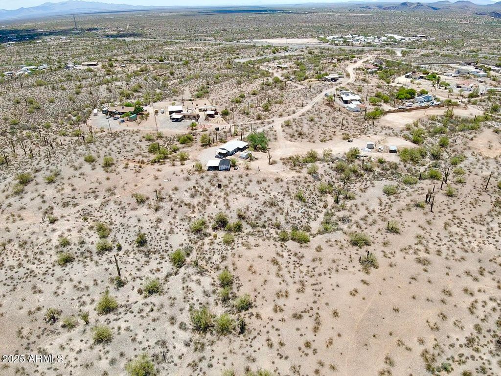 26331 W Rockaway Hills Drive, Morristown, AZ 85342 — exterior