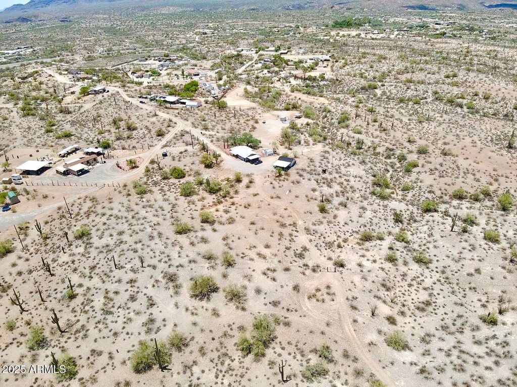 26331 W Rockaway Hills Drive, Morristown, AZ 85342 — photo 2