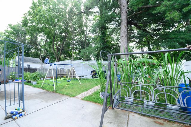 24222 54th Avenue, Little Neck, NY 11362