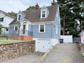 24222 54th Avenue, Little Neck, NY 11362
