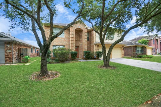 10810 Desert Springs Circle, Houston, TX 77095