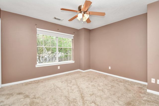 10810 Desert Springs Circle, Houston, TX 77095